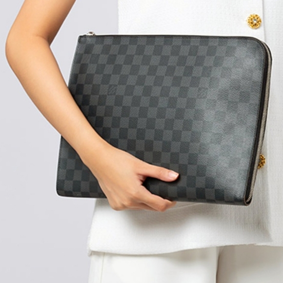 Louis Vuitton Damier Graphite Poche Documents Portfolio Case - Picture 1 of 15
